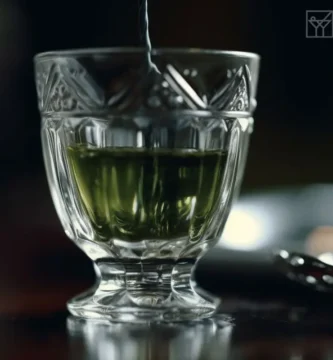 Absinthe Drip. Cocktail